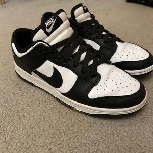 Nike panda dunks
